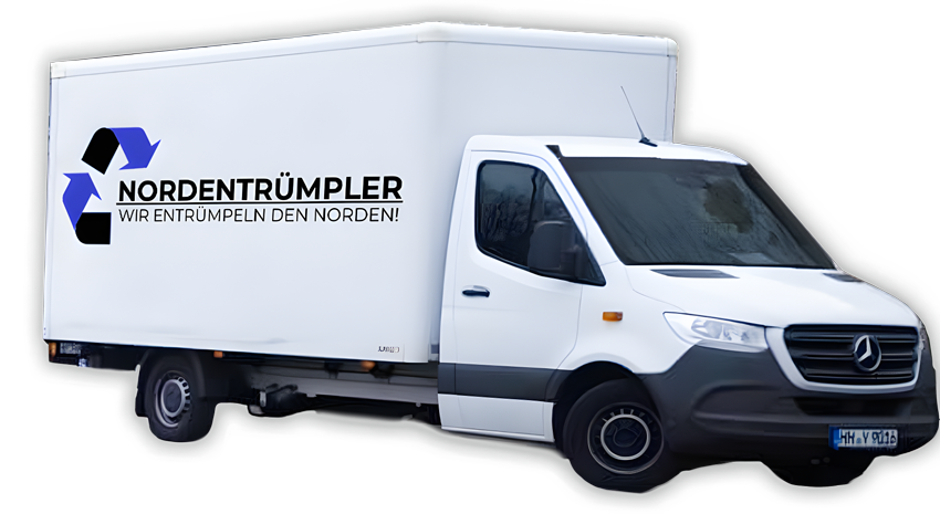 Ein weißer Mercedes-Benz-Kastenwagen mit der Aufschrift „NORDENTRÜMPLER – WIR ENTRÜMPELN DEN NORDEN!“ und einem blau-schwarzen Logo an der Seite; das Fahrzeug steht parkend da, die Front ist nach rechts geneigt, das Kennzeichen „HH-Y 9013“ ist zu sehen.
